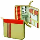 Набор для пикника на 4 персоны в кейсе: столовые приборы, салфетки, разделочная доска, открывалка, нож для сыра